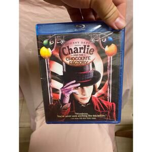 Charlie and the Chocolate Factory Blu-ray  NEW